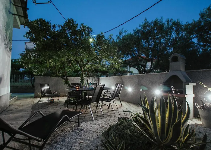 Apartment With Parking Space - 25102