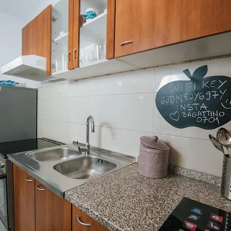 With Parking Space - 25102 Apartman